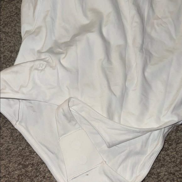 lululemon athletica White Long Sleeve Bodysuit - Picture 4 of 4